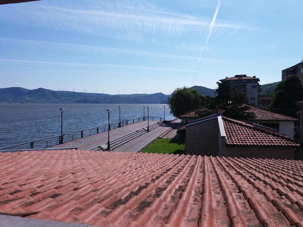 Zlatna Ribica Golubac Exterior foto
