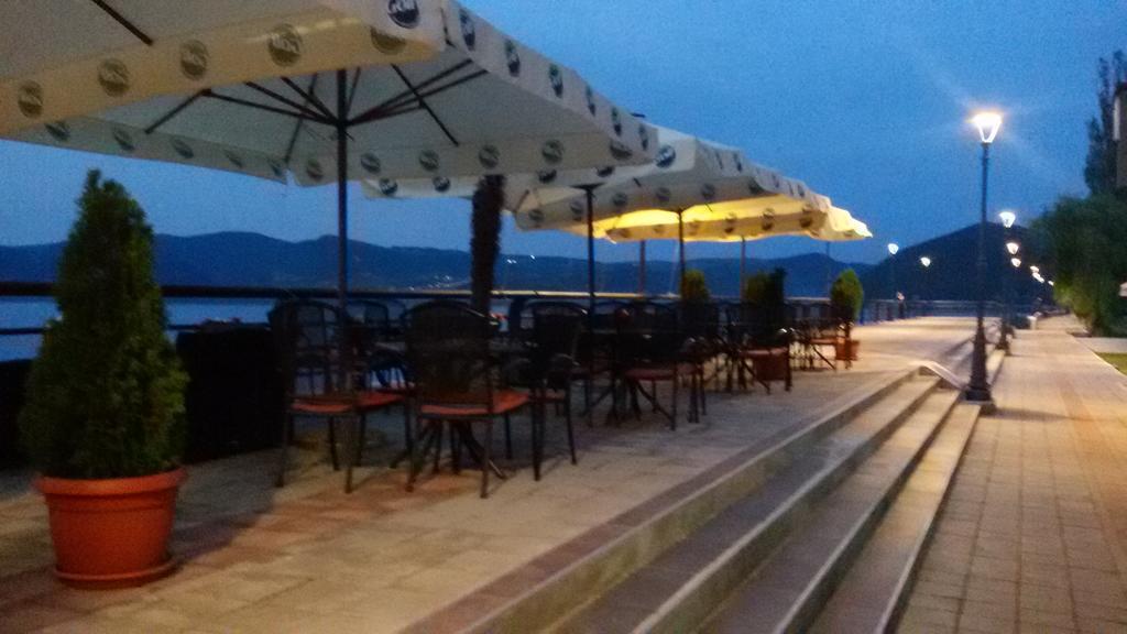 Zlatna Ribica Golubac Exterior foto